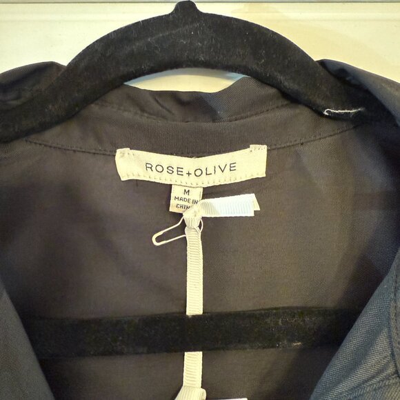 NWT Rose & Olive Tie Front Short Sleeve Button Up Black (Size: M) - Picture 2 of 3